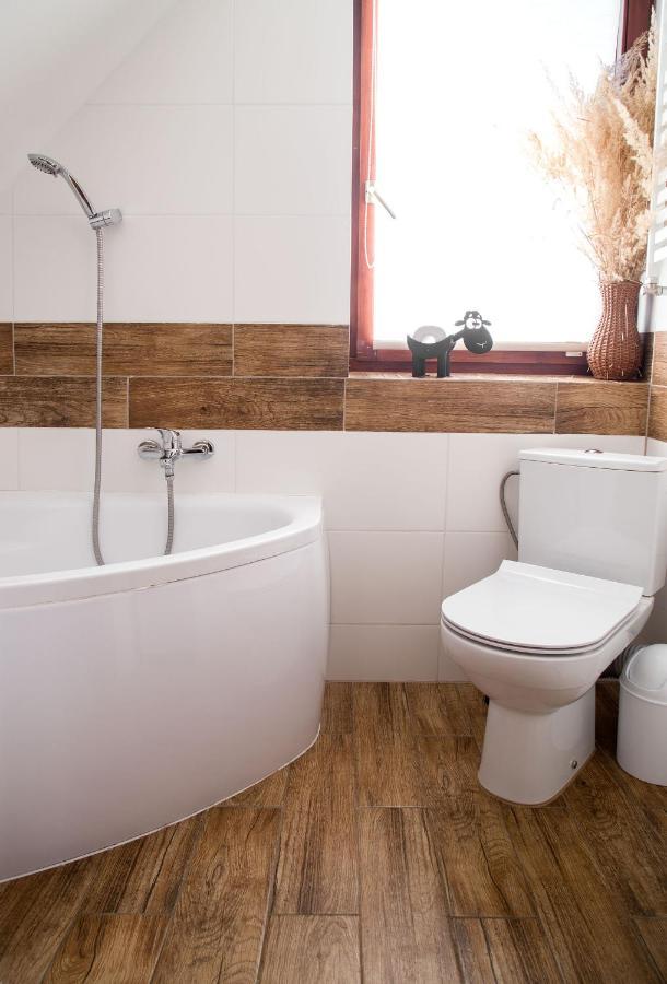 Miedzy Owcami Apartment Sromowce Wyzne Exterior foto